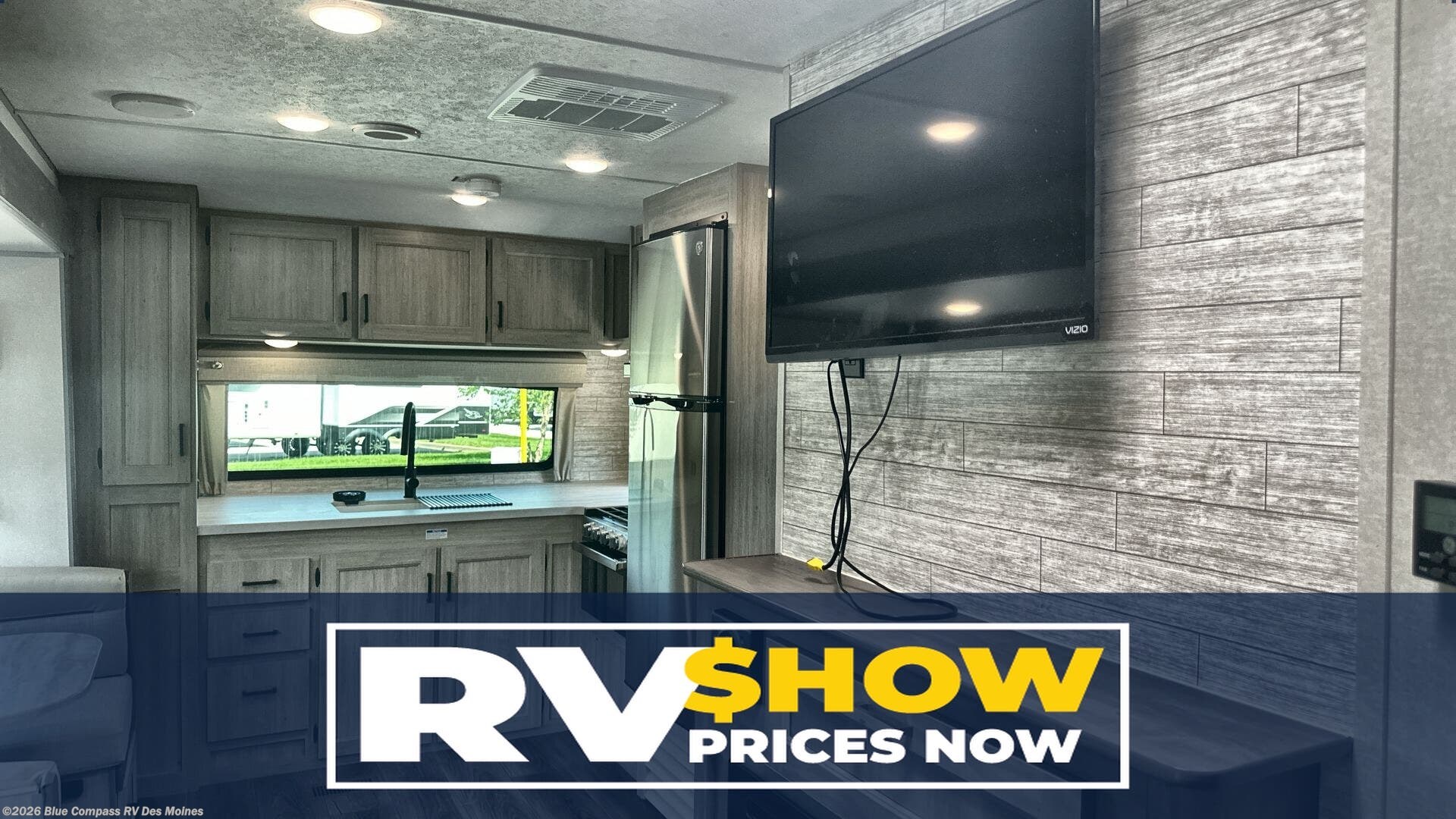 Used 2025 Coachmen Catalina Legacy Edition 263FKDS available in Altoona, Iowa