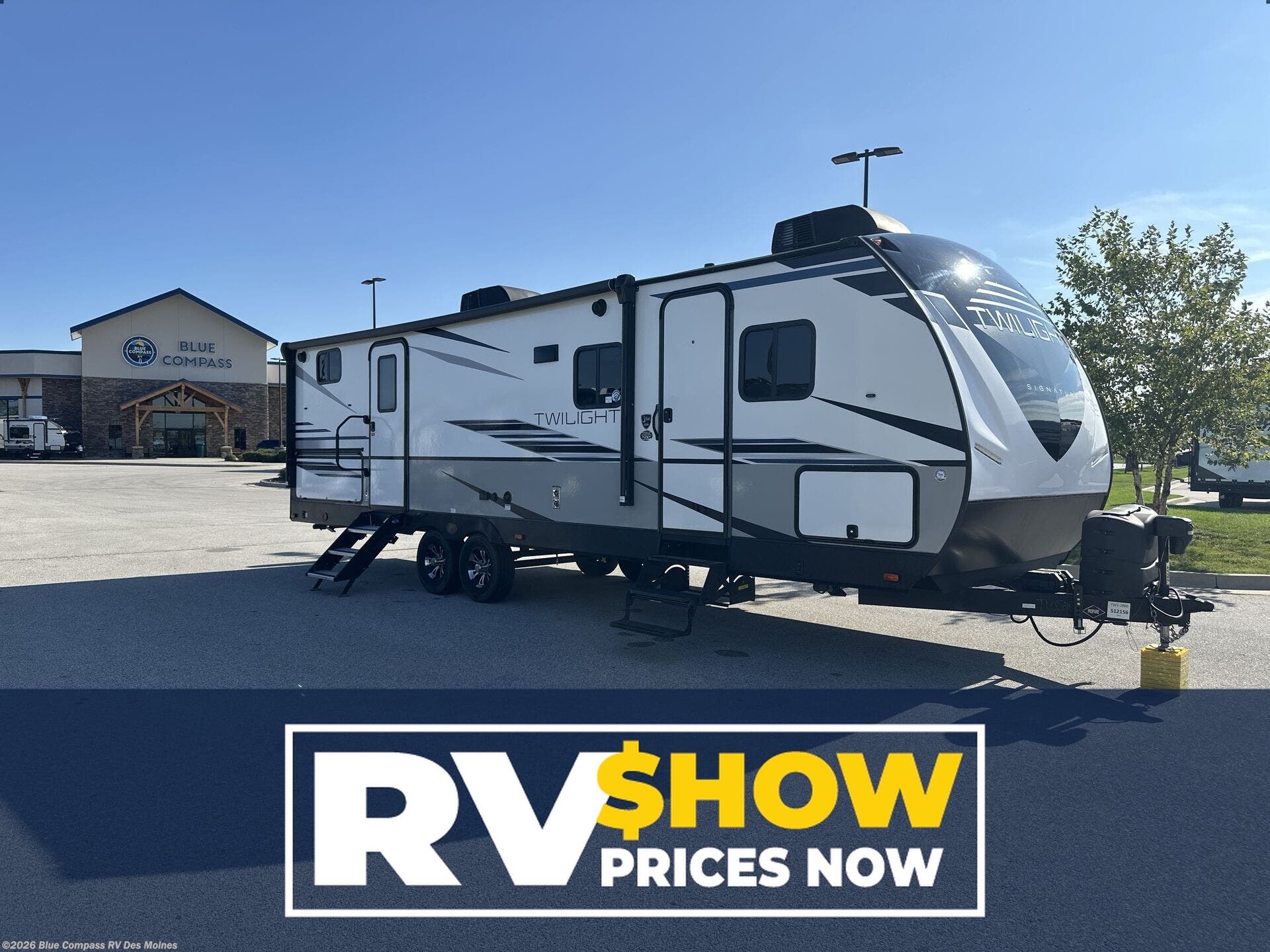 Used 2023 Cruiser RV Twilight Signature TWS 2800 available in Altoona, Iowa