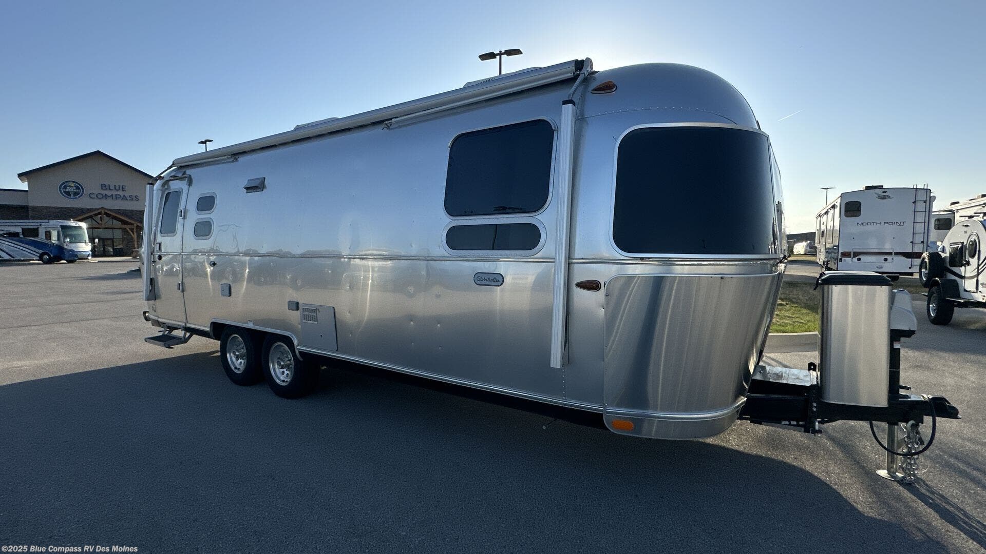 Used 2020 Miscellaneous  Unknown Unknown 27fb Globetrotter available in Altoona, Iowa