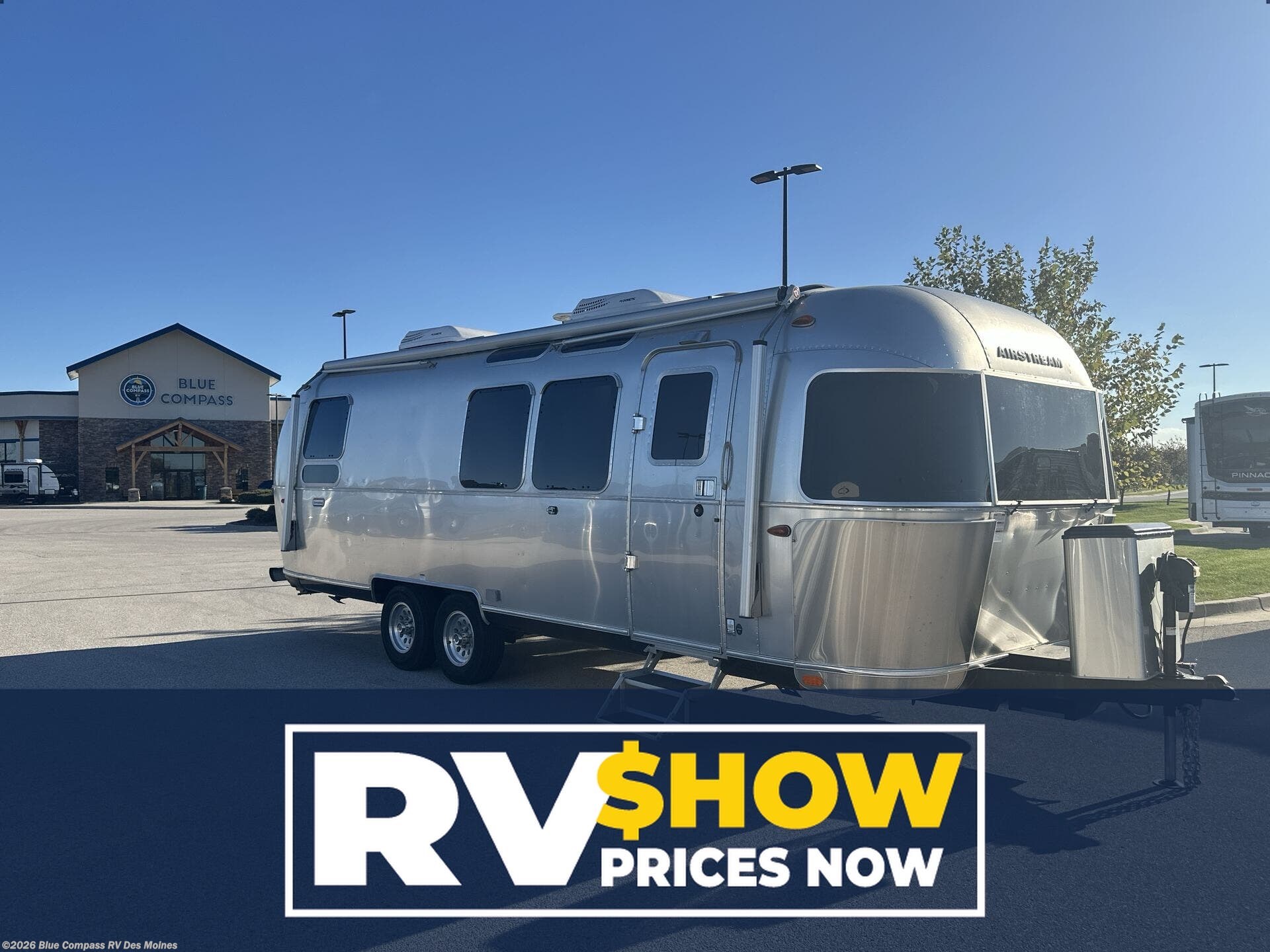 Used 2022 Airstream International 28RBQ available in Altoona, Iowa
