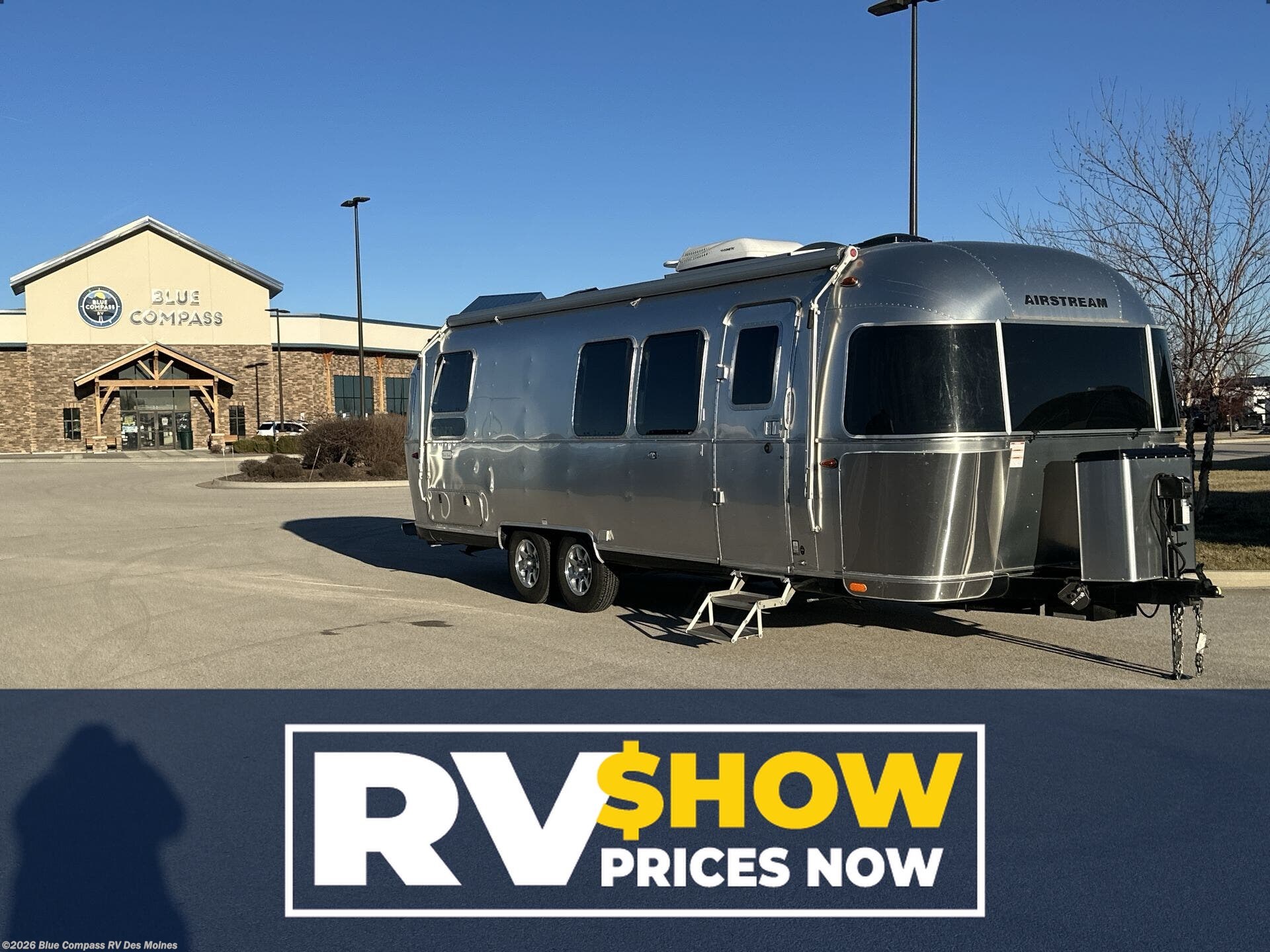 Used 2021 Airstream Flying Cloud 28RB available in Altoona, Iowa