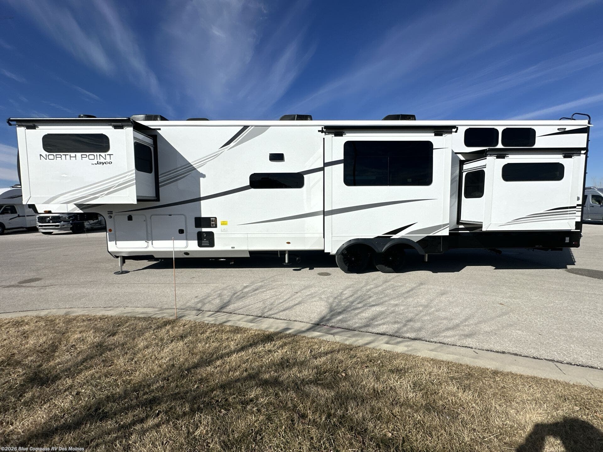 2026 Jayco North Point 395DSDB