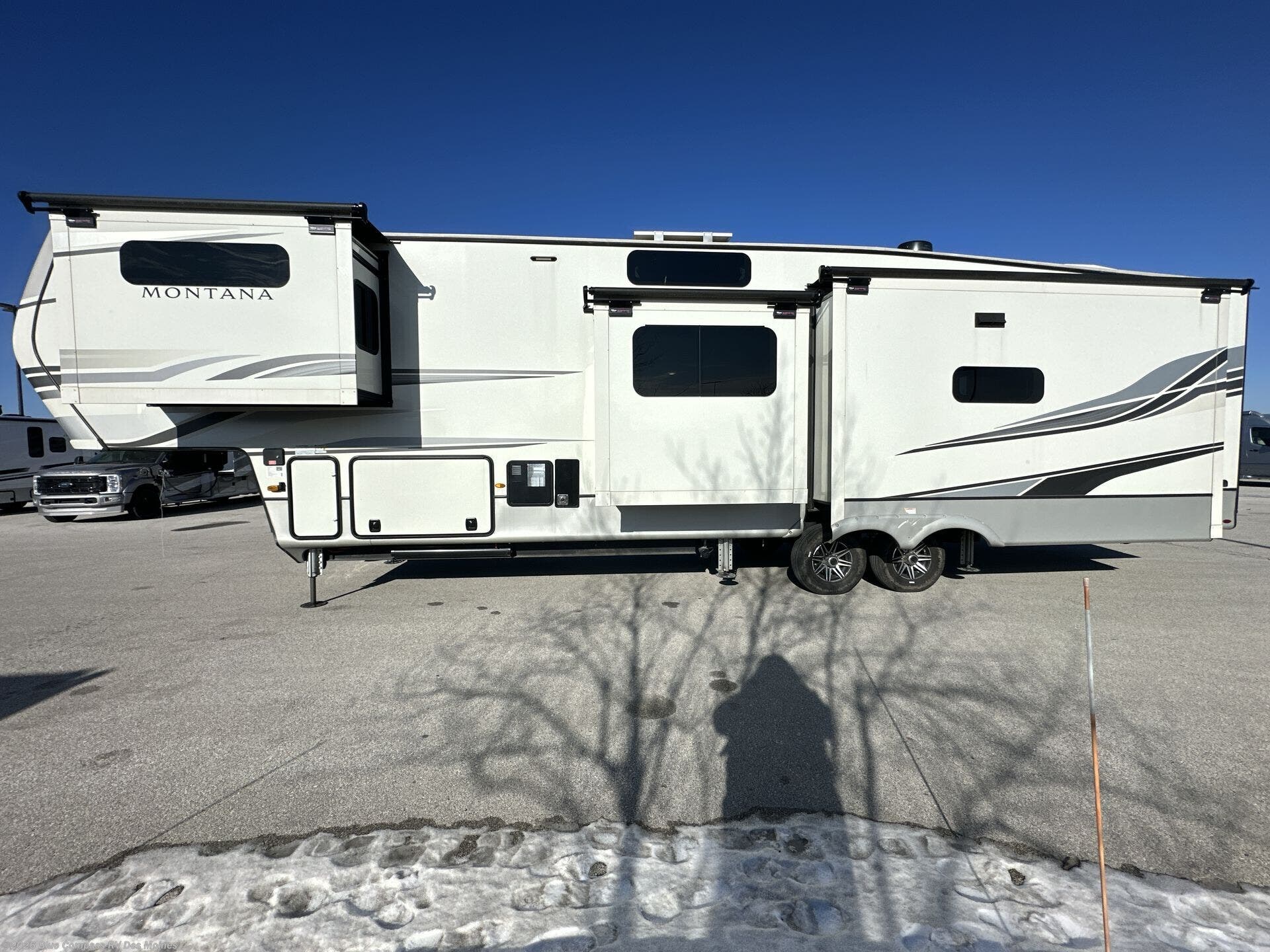 Used 2022 Keystone Montana 3855BR available in Altoona, Iowa