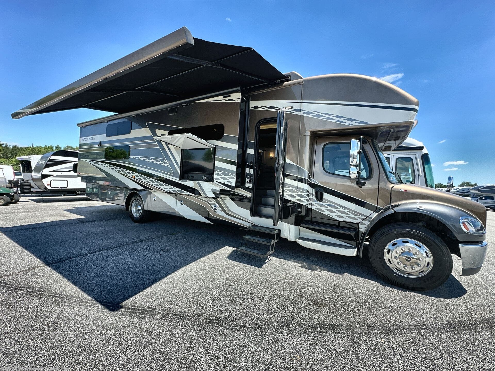 New 2026 Entegra Coach Accolade XL 37L available in Altoona, Iowa