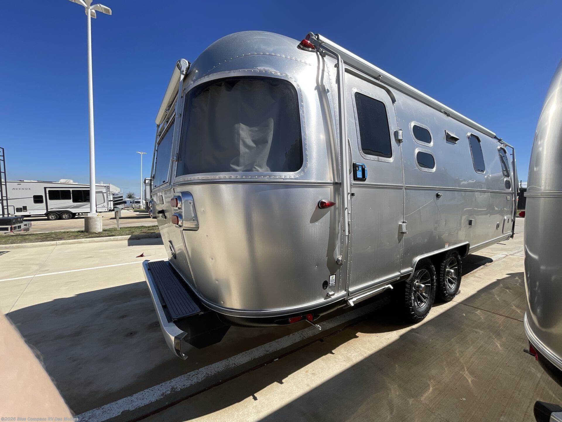 New 2026 Airstream Trade Wind 25FB available in Altoona, Iowa