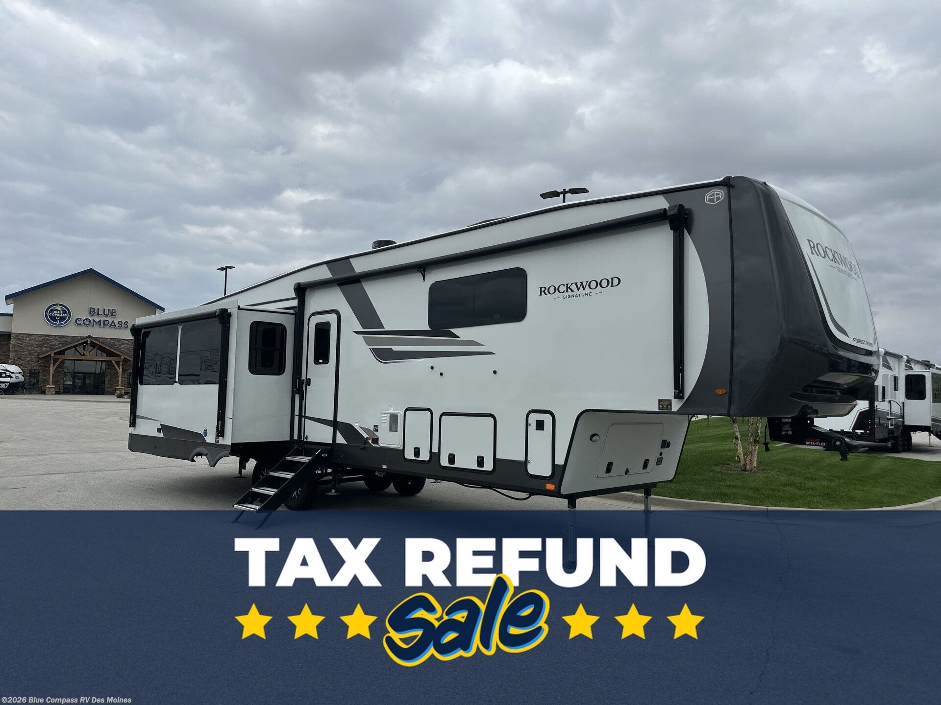 New 2026 Forest River Rockwood Signature 401SFB available in Altoona, Iowa