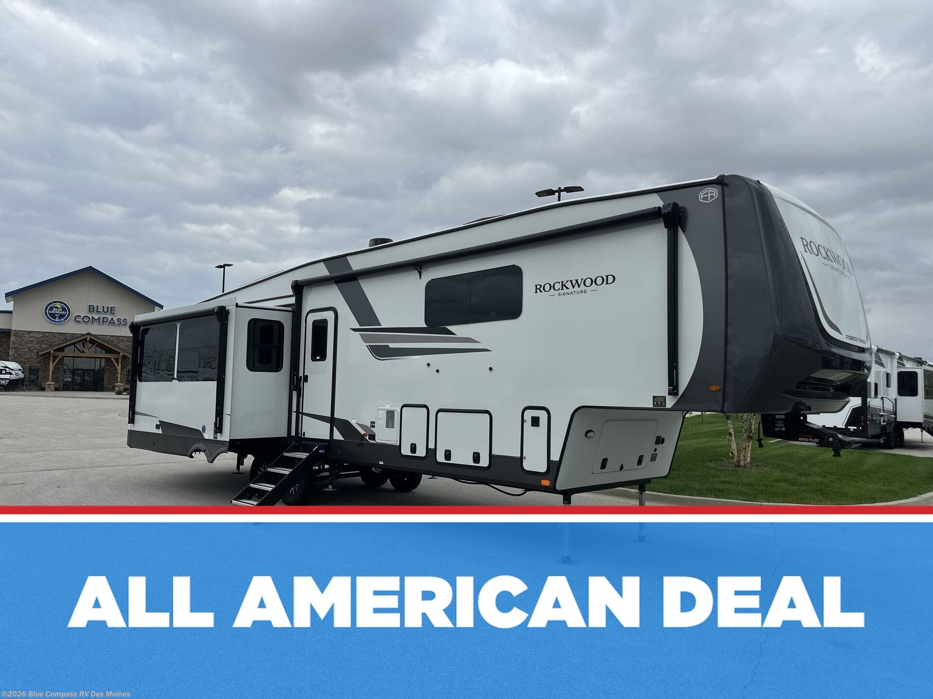 New 2026 Forest River Rockwood Signature 401SFB available in Altoona, Iowa
