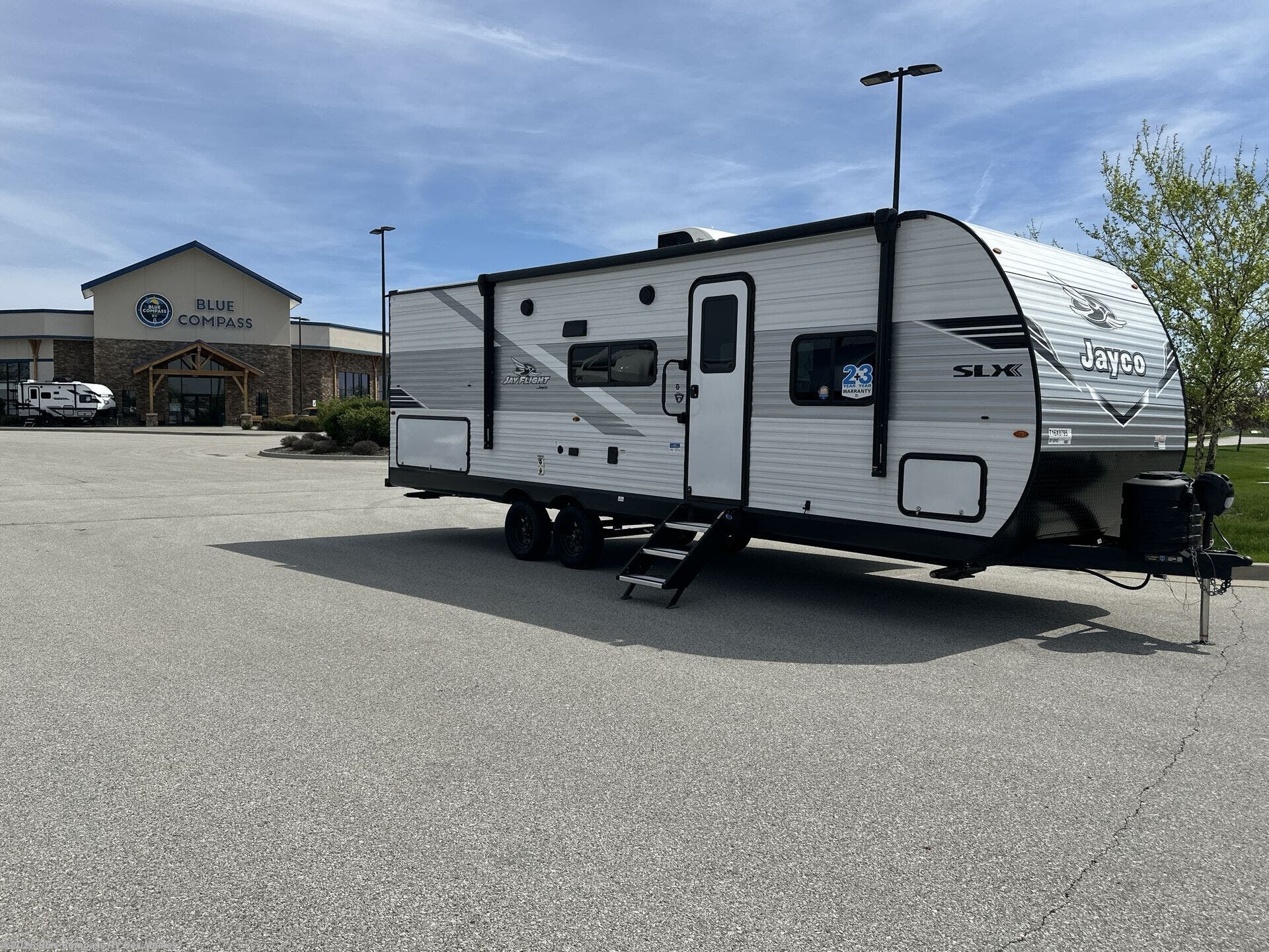 New 2026 Jayco Jay Flight SLX 261BHS available in Altoona, Iowa