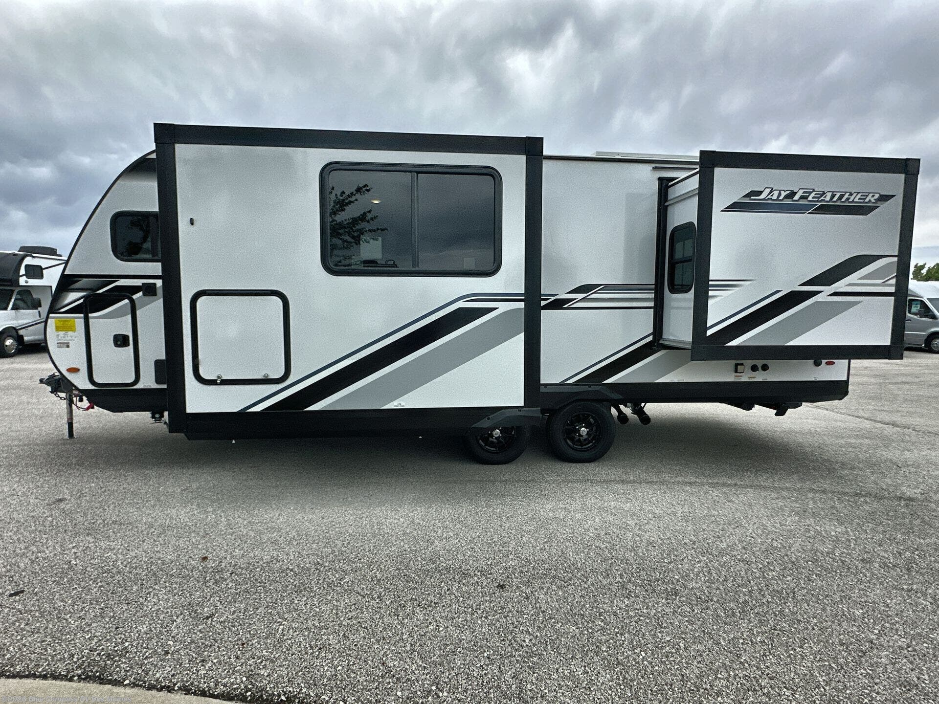 New 2026 Jayco Jay Feather 24FK available in Altoona, Iowa