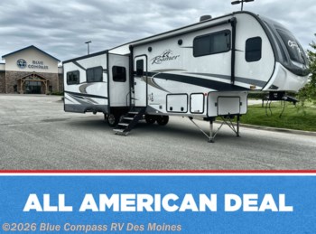 Used 2022 Highland Ridge Roamer RF294RLS available in Altoona, Iowa