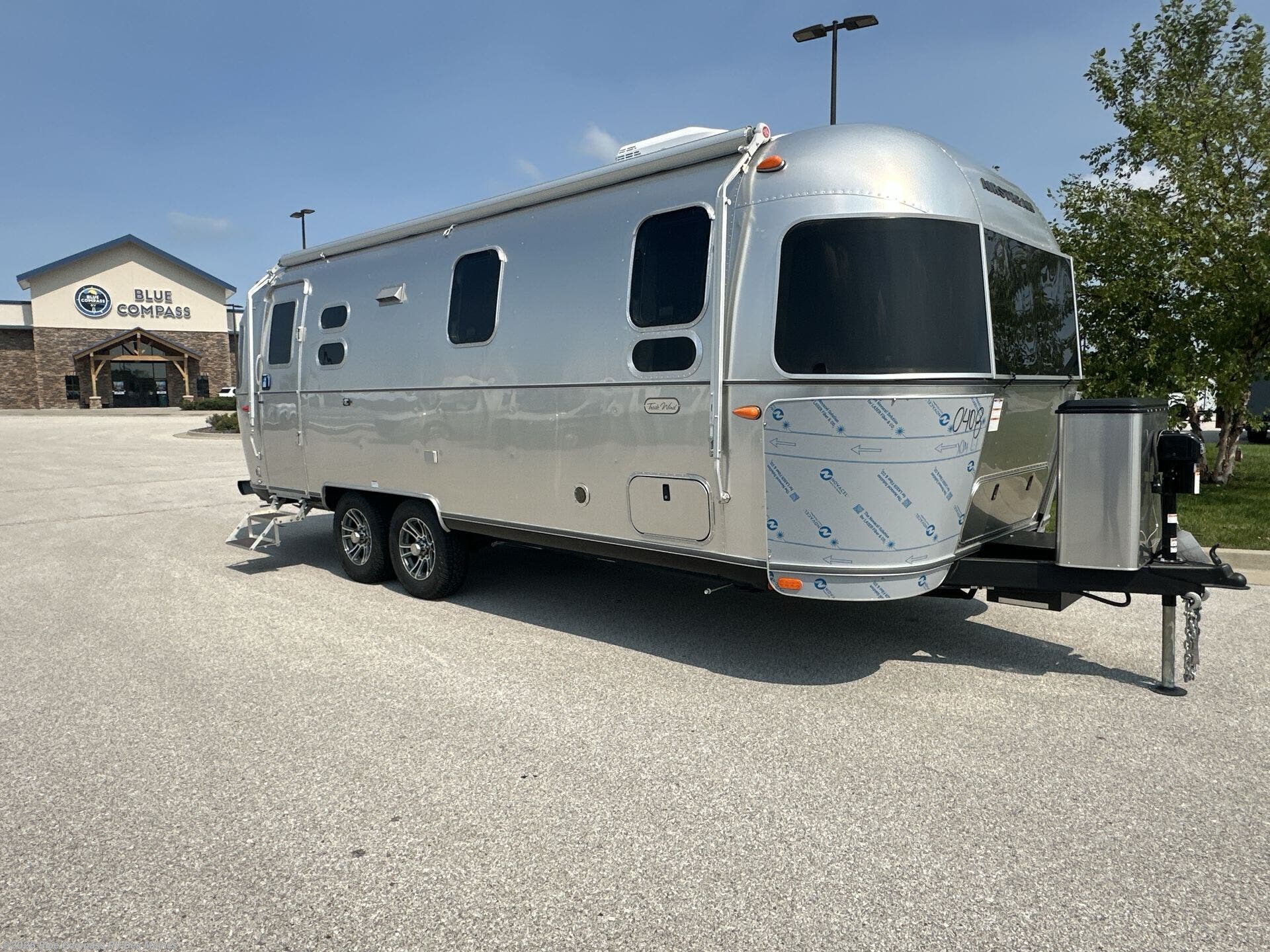 New 2027 Airstream Trade Wind 25FB Twin available in Altoona, Iowa