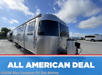 Used 2023 Airstream Flying Cloud 30FB Bunk available in Altoona, Iowa