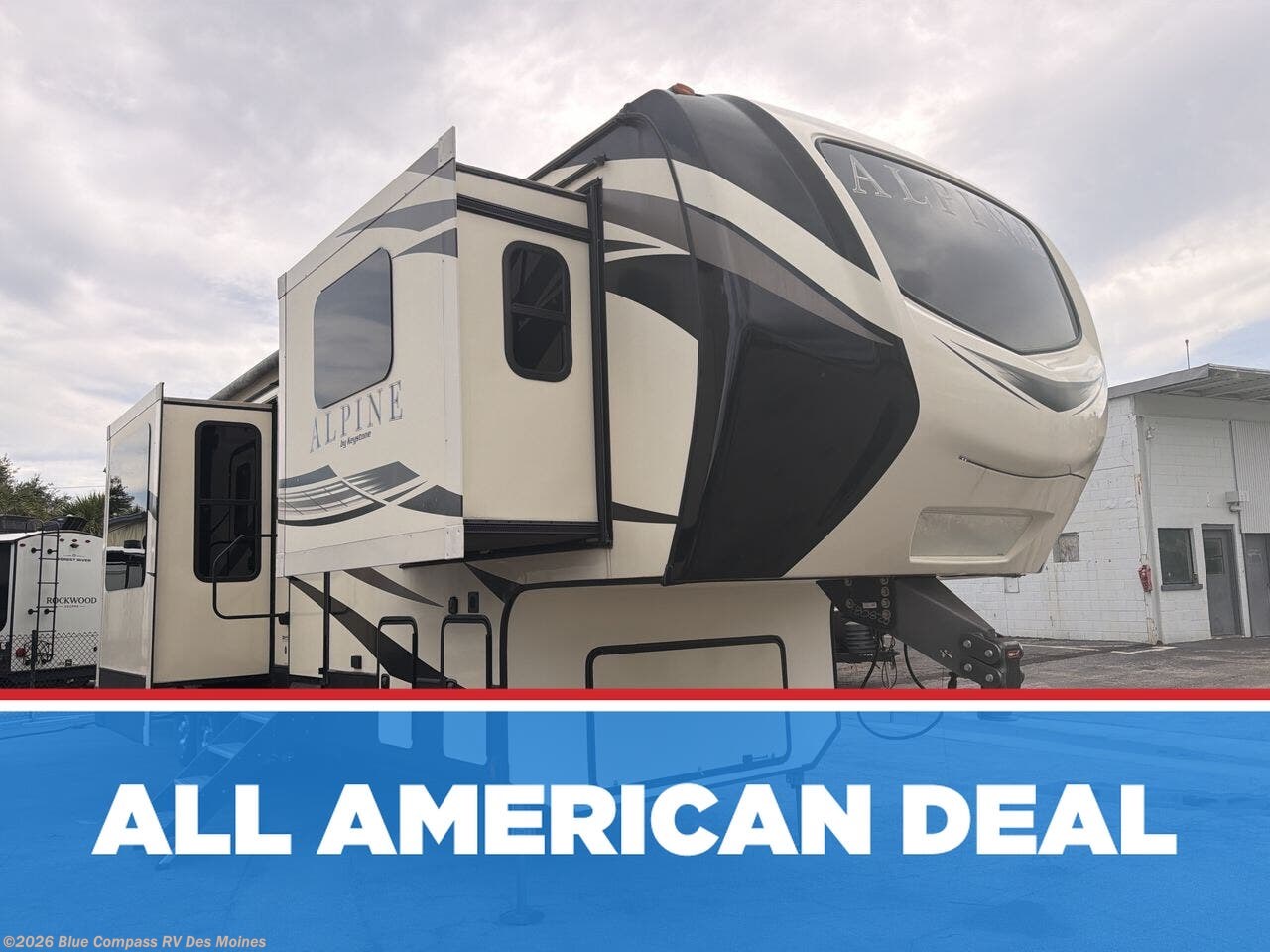 Used 2019 Keystone Alpine 3700FL available in Altoona, Iowa