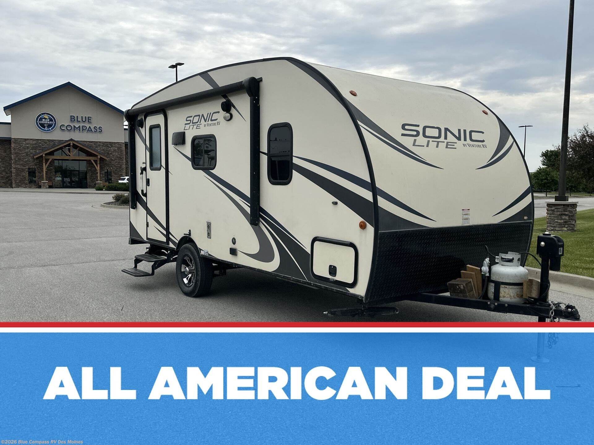Used 2018 Venture RV Sonic Lite 168VRB available in Altoona, Iowa