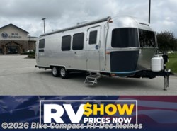 New 2027 Airstream Flying Cloud 28RB available in Altoona, Iowa