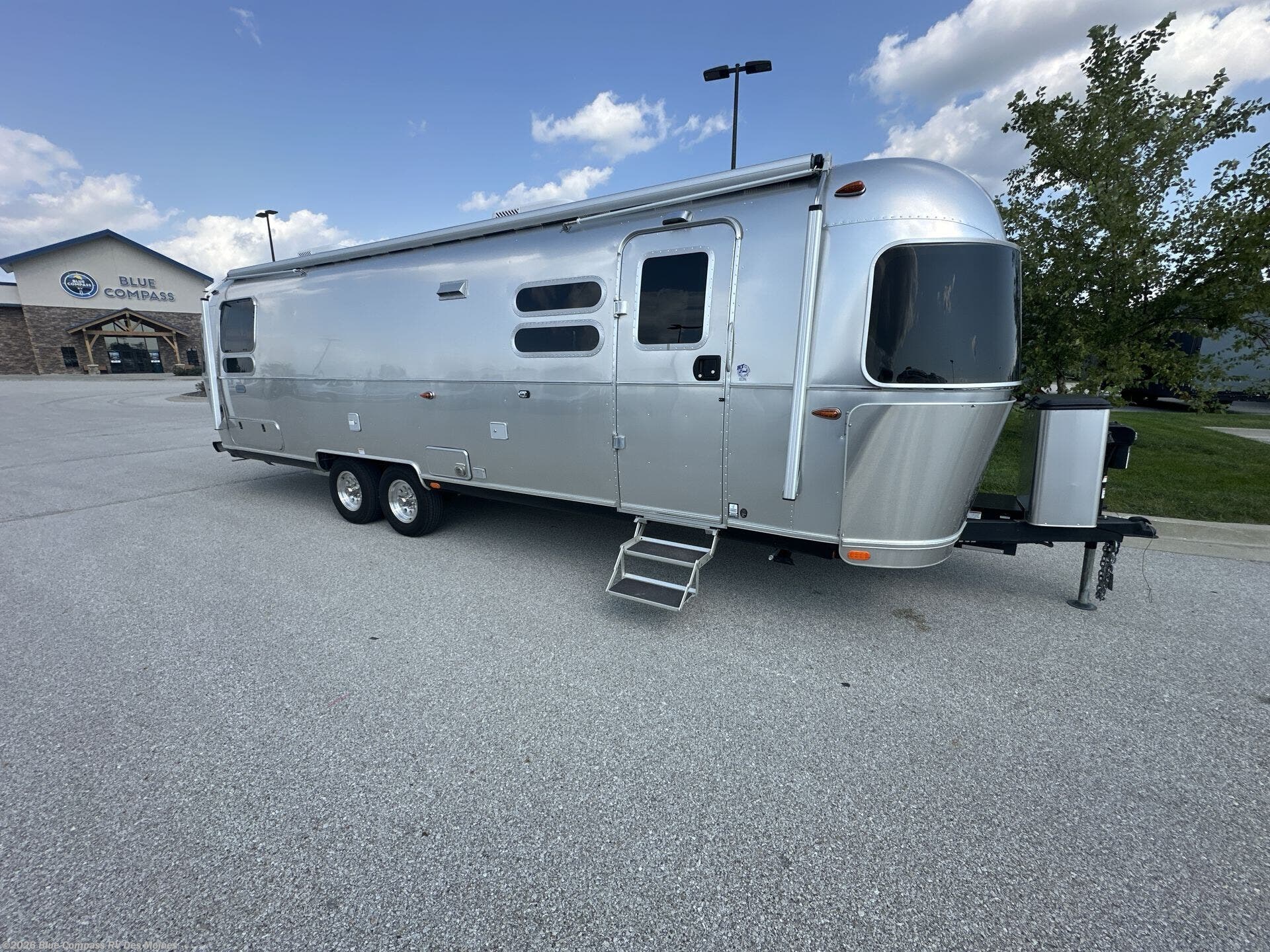 Used 2025 Airstream Globetrotter 30RB Twin available in Altoona, Iowa