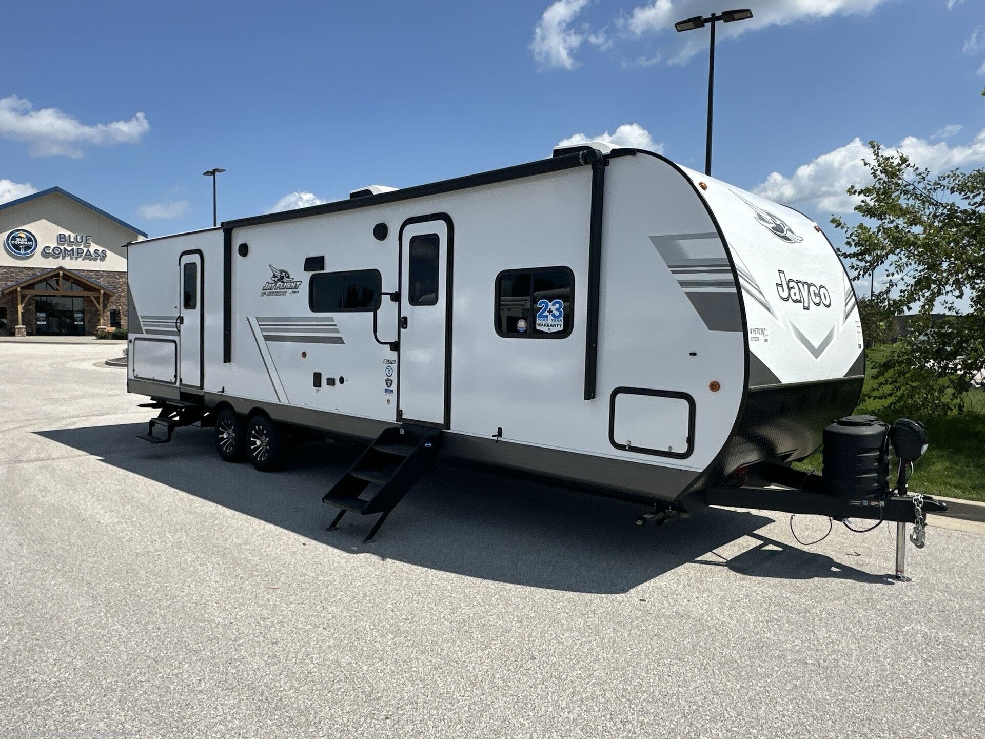 New 2027 Jayco Jay Flight 321BDS available in Altoona, Iowa