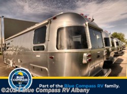 New 2024 Airstream International 28RB Twin available in Latham, New York