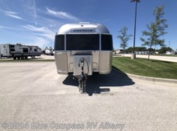 New 2025 Airstream Globetrotter 27FB available in Latham, New York