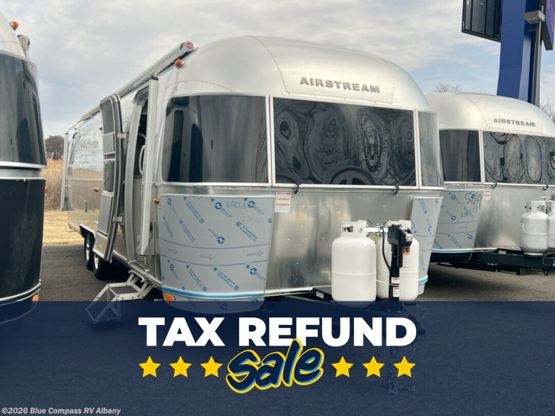 New 2025 Airstream International 30RB available in Latham, New York
