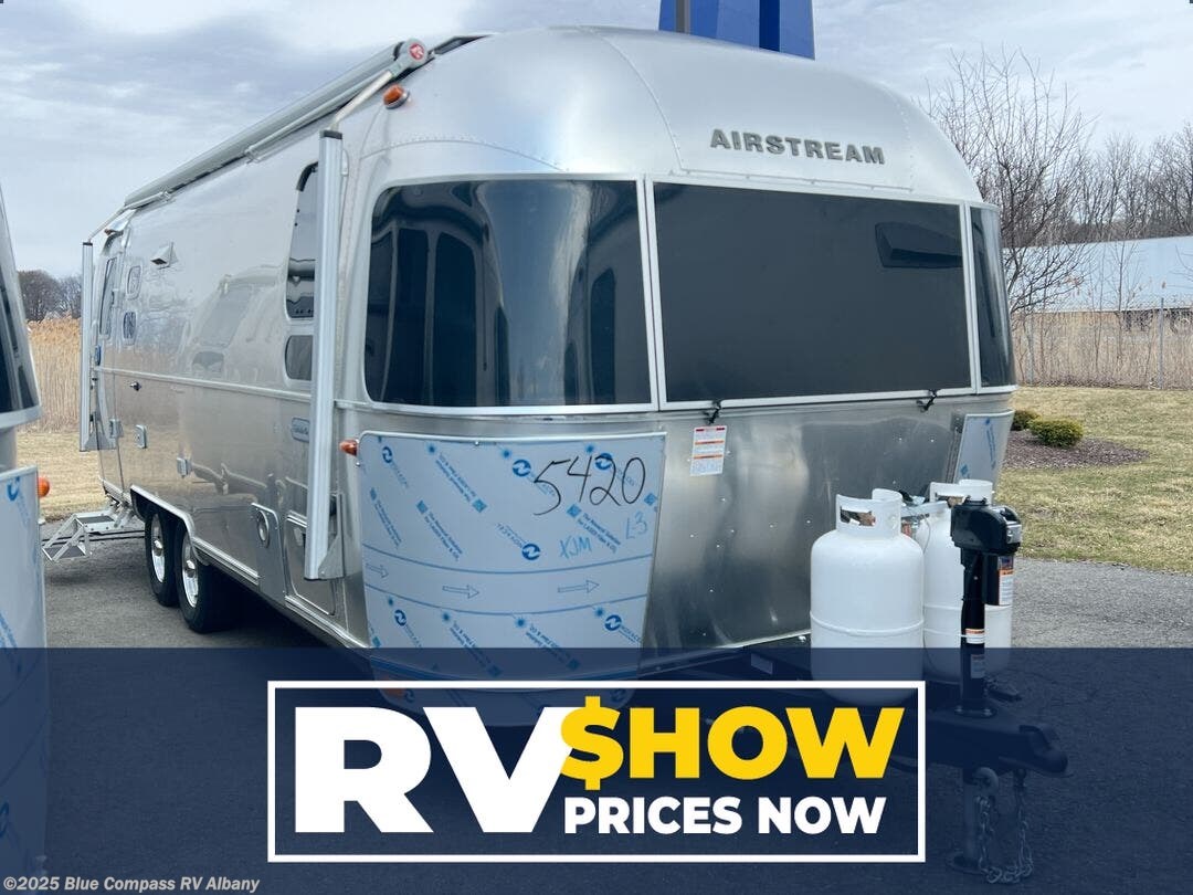 New 2025 Airstream Globetrotter 25FB-QUEEN available in Latham, New York