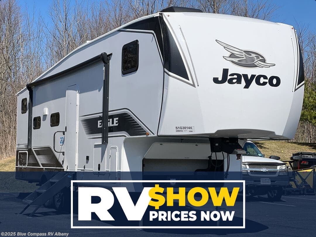 New 2025 Jayco Eagle SLE 28BHU available in Latham, New York