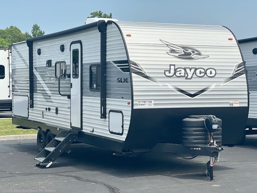 New 2025 Jayco Jay Flight SLX 261BHS available in Latham, New York