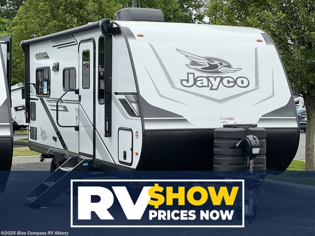 New 2026 Jayco Jay Feather 19MRK available in Latham, New York