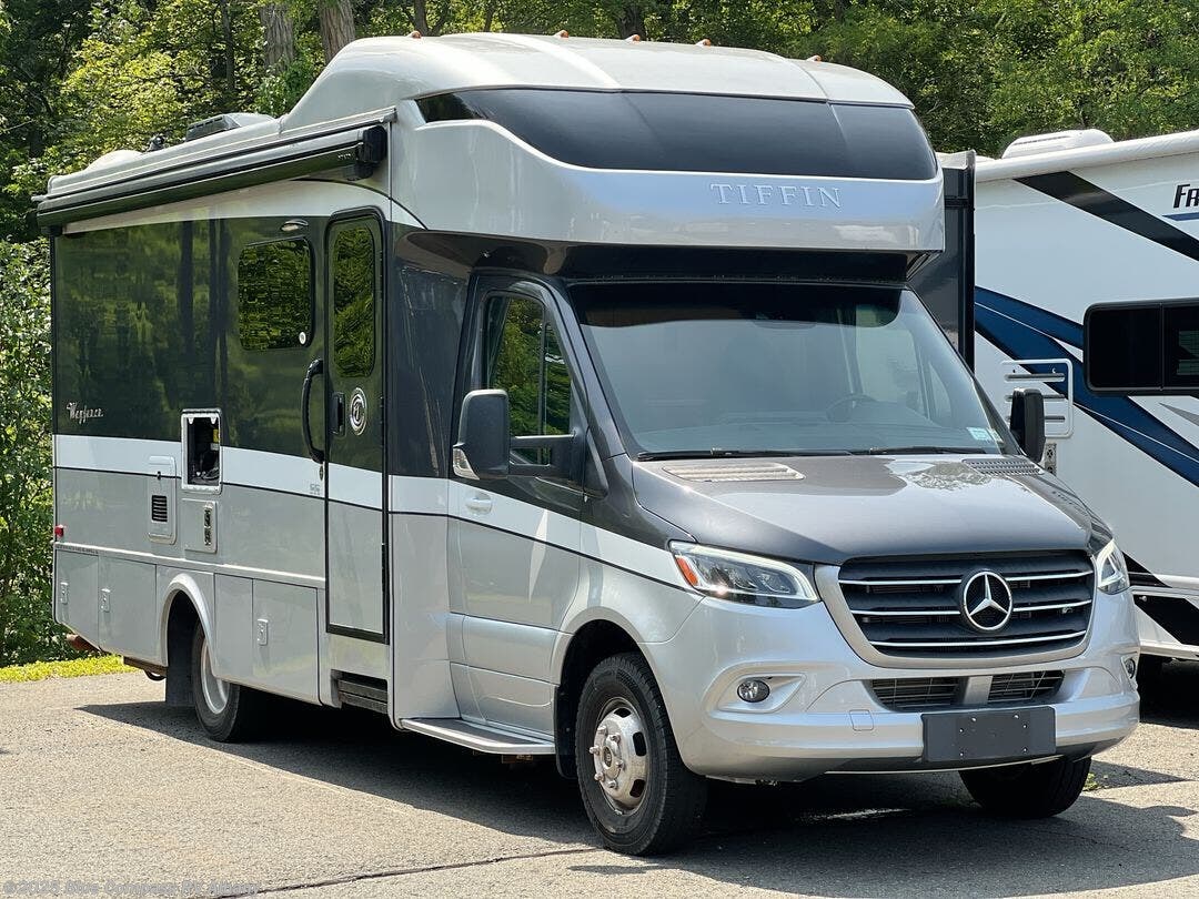 Used 2020 Tiffin Wayfarer 25 RW available in Latham, New York