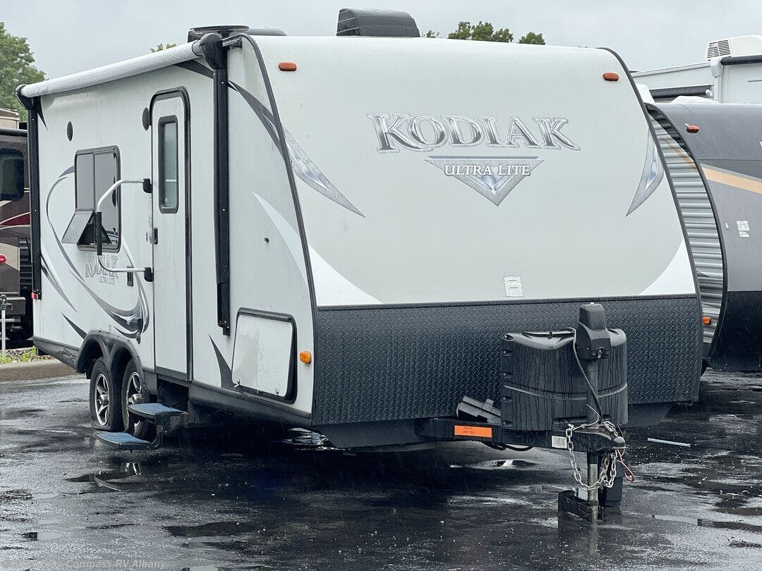 Used 2017 Dutchmen Kodiak Ultra Lite 201QB available in Latham, New York