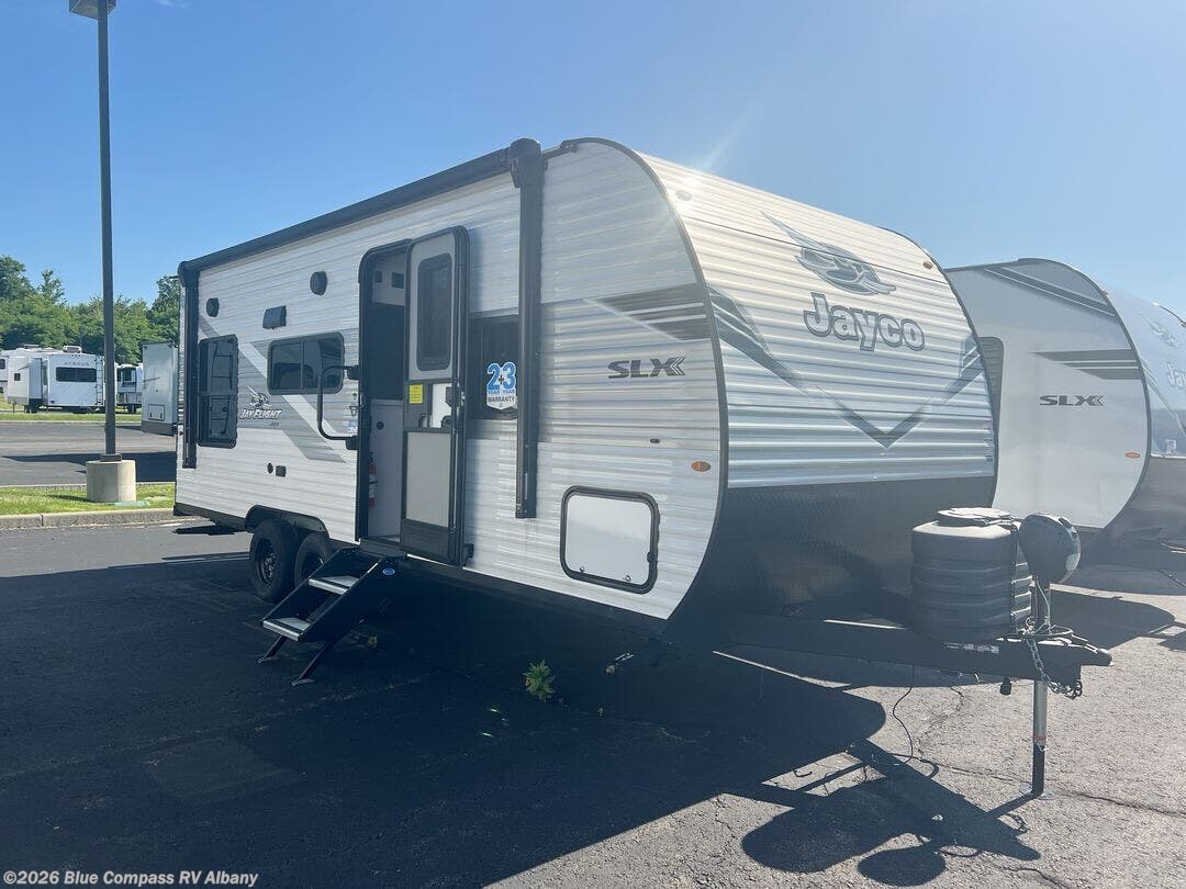 New 2026 Jayco Jay Flight SLX 210QB available in Latham, New York