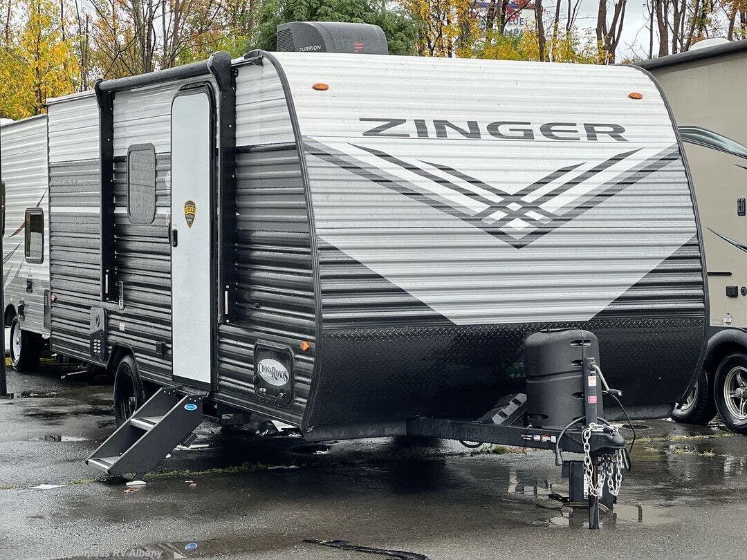 Used 2026 CrossRoads Zinger Lite 18BH available in Latham, New York