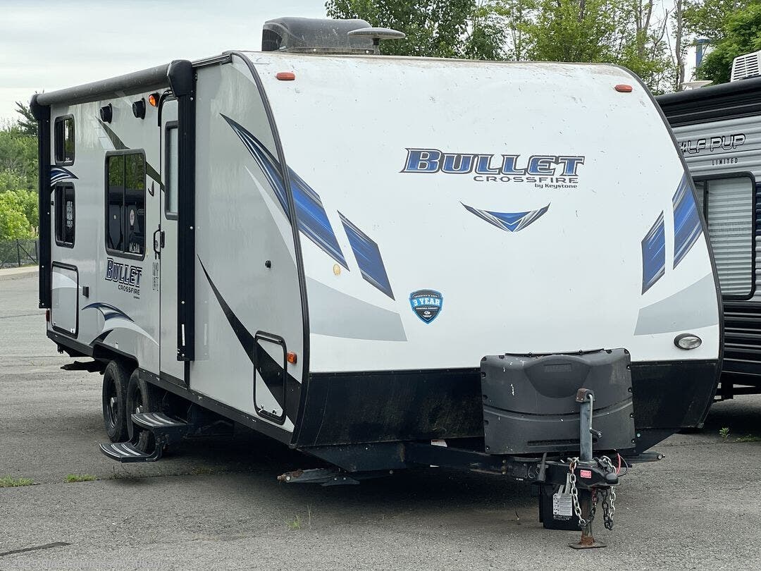 Used 2018 Keystone Bullet Crossfire 2200BH available in Latham, New York