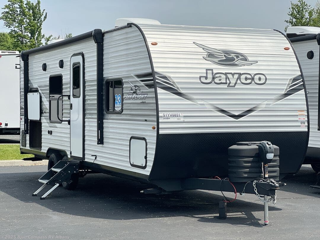 New 2025 Jayco Jay Flight SLX 260BH available in Latham, New York