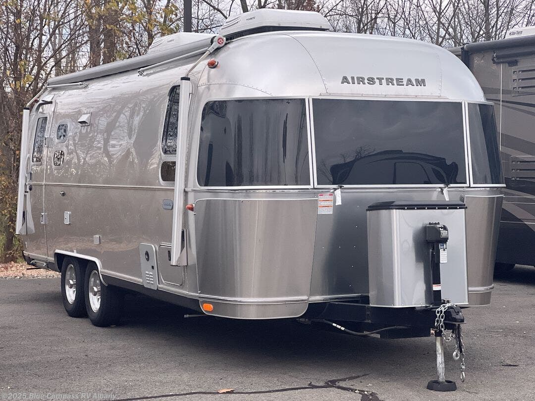 Used 2022 Airstream Globetrotter 25FBQ available in Latham, New York