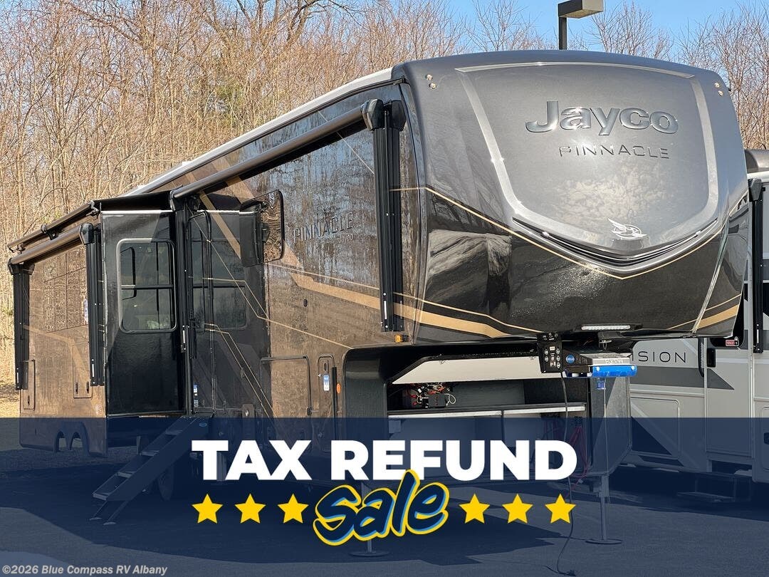 New 2026 Jayco Pinnacle 38FBRK available in Latham, New York