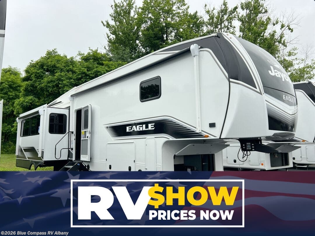 New 2026 Jayco Eagle 335LSTS available in Latham, New York