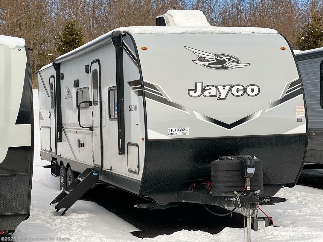 New 2026 Jayco Jay Flight SLX 321BDS available in Latham, New York