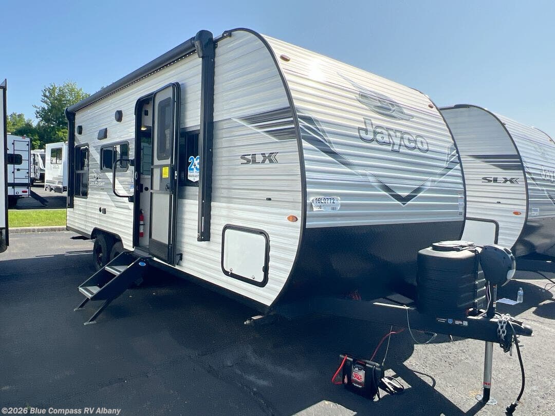 New 2026 Jayco Jay Flight SLX 210QB available in Latham, New York