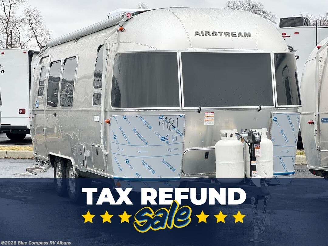 New 2026 Airstream Flying Cloud 23FB Twin available in Latham, New York
