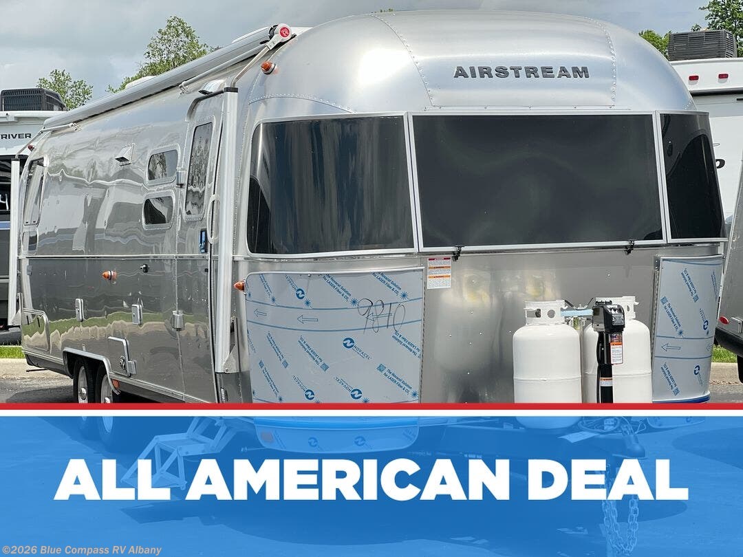 New 2026 Airstream Globetrotter 30RB Twin available in Latham, New York