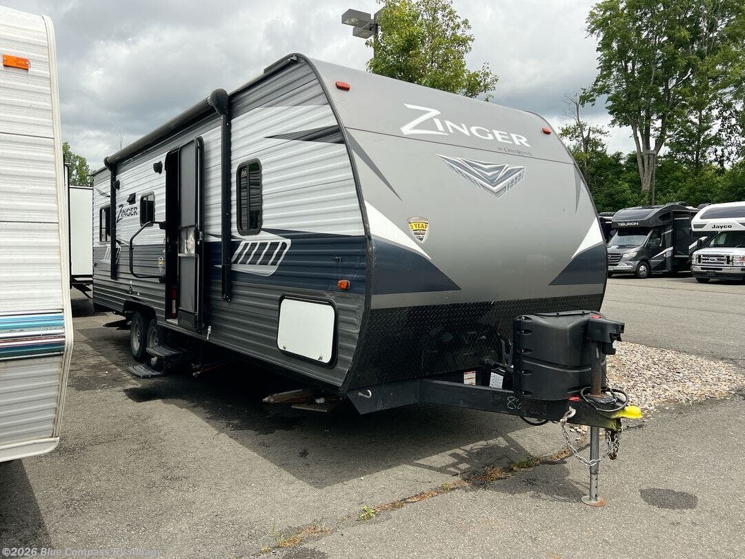 Used 2018 CrossRoads Zinger ZR248RR available in Latham, New York