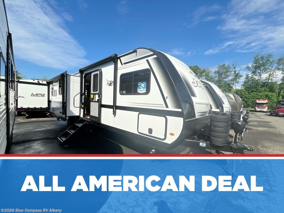 New 2027 Jayco Jay Feather 27MK available in Latham, New York