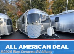 New 2026 Airstream International 27FB Twin available in Latham, New York