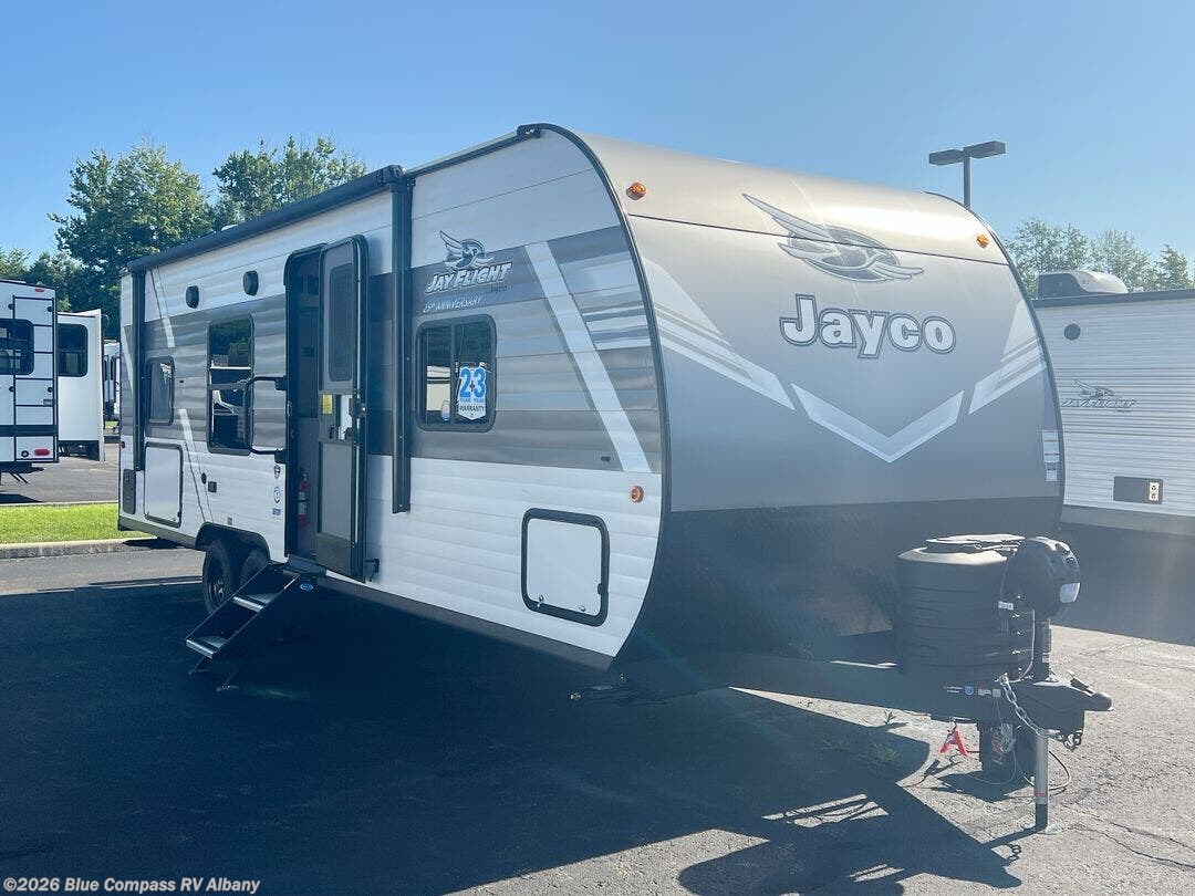 New 2027 Jayco Jay Flight 260BH available in Latham, New York