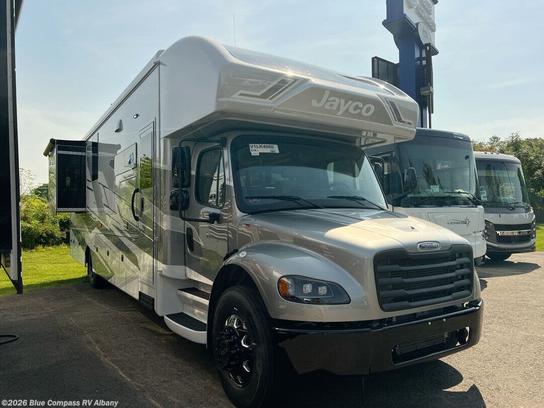 New 2027 Jayco Seneca Prestige 37K available in Latham, New York