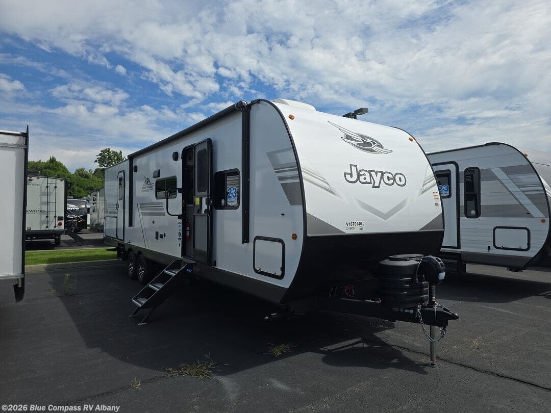 New 2027 Jayco Jay Flight 321BDS available in Latham, New York