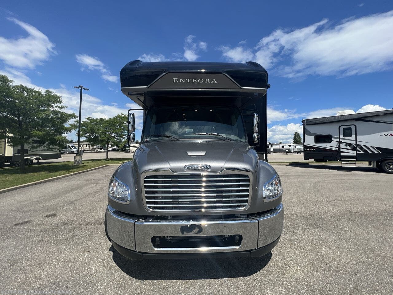 New 2027 Entegra Coach Accolade 37L available in Latham, New York