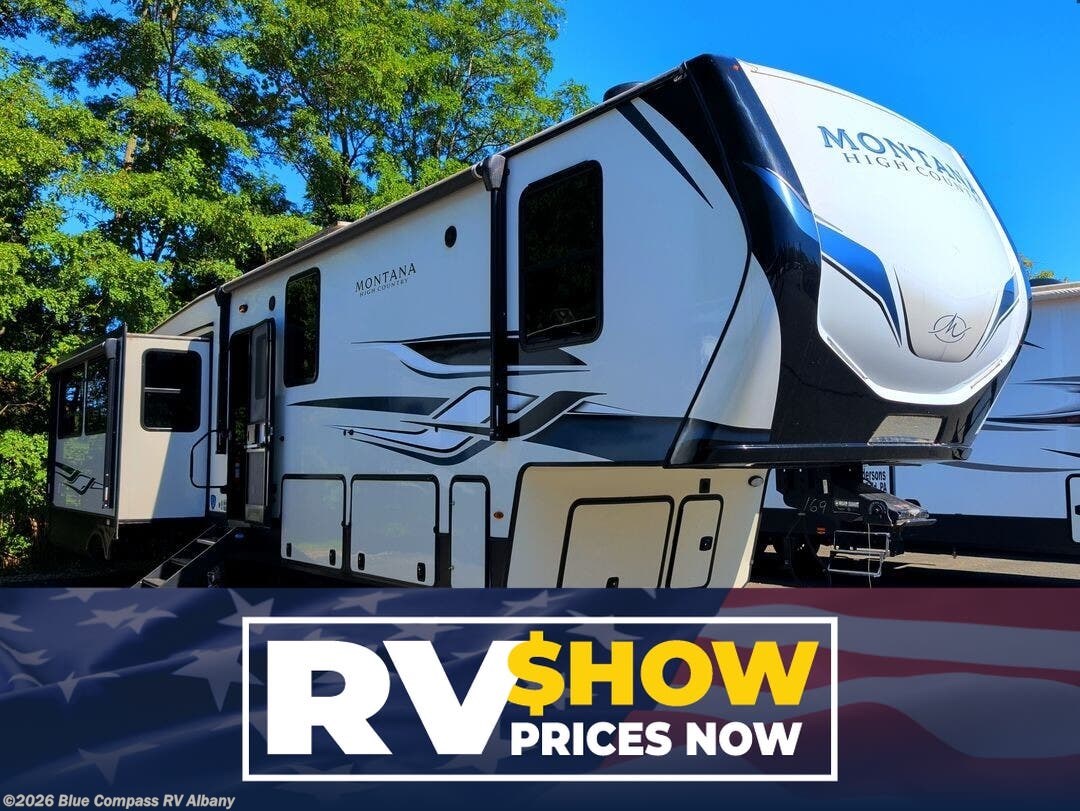 Used 2022 Keystone Montana 3855BR available in Latham, New York