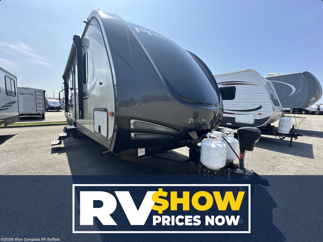 Used 2018 Keystone Premier Ultra Lite 29RKPR available in West Seneca, New York